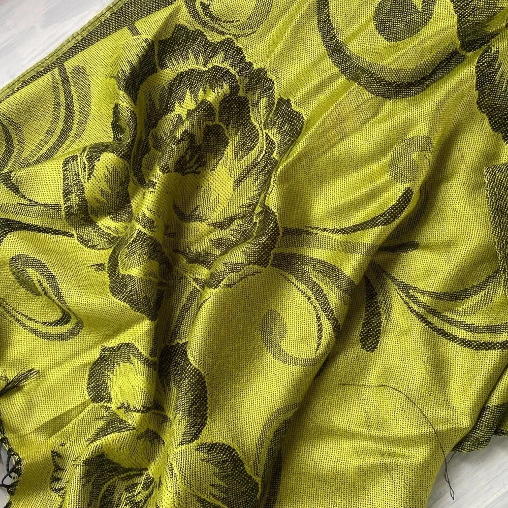 VERY LARGE 100% cashmere shawl Gift from Jerusalem NWT